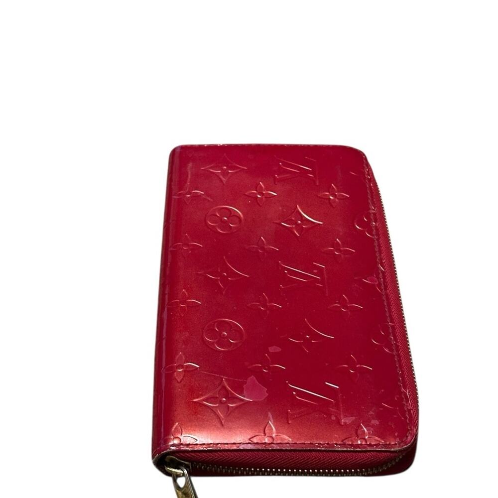 Louis Vuitton Red Embossed Zip Wallet Agenda Planner